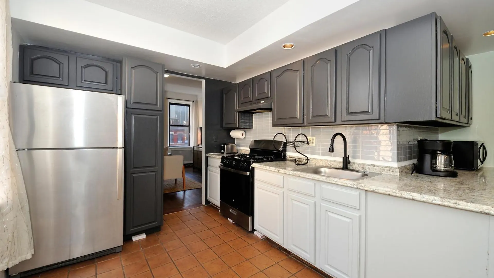 Apartman 5 Bedroom 2 Bath Full Floor Midtown New York