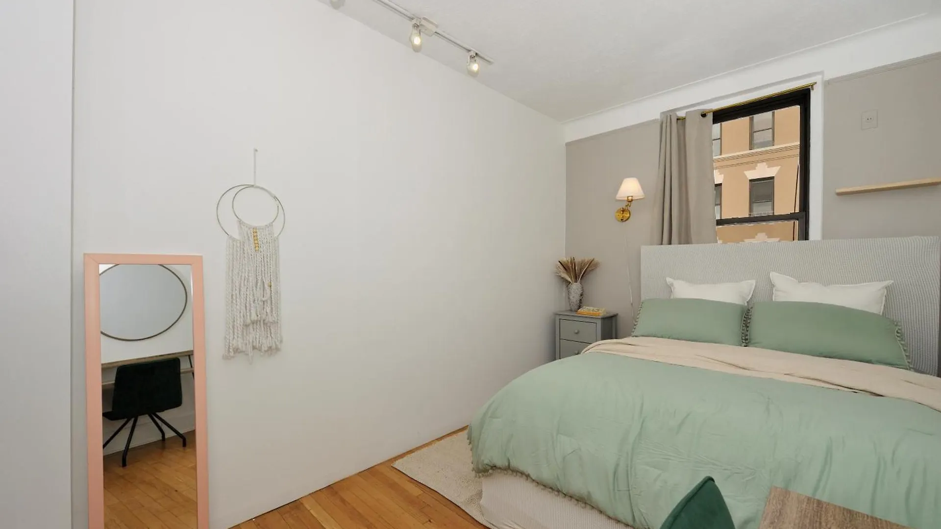 5 Bedroom 2 Bath Full Floor Midtown New York 0*,  Amerikai Egyesült Államok