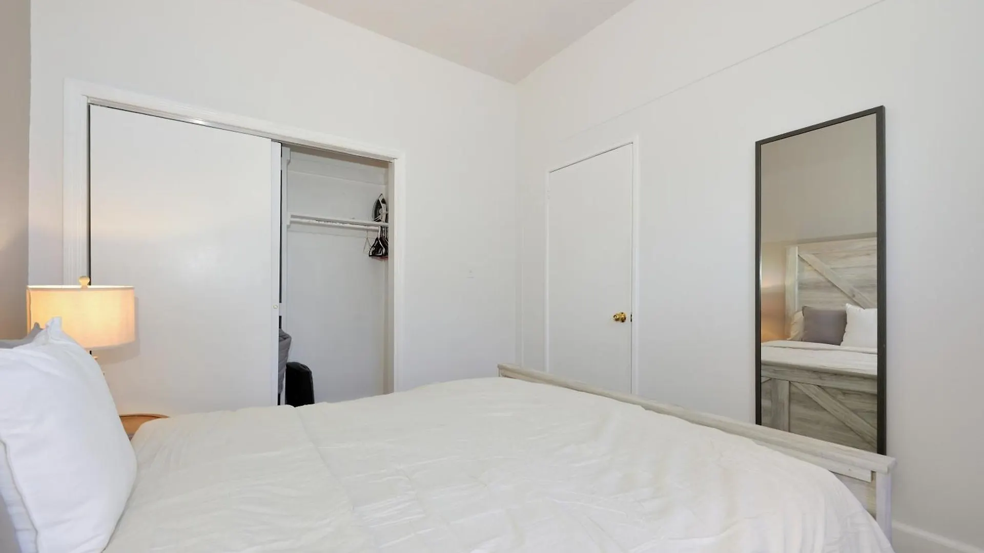 Apartman 5 Bedroom 2 Bath Full Floor Midtown New York