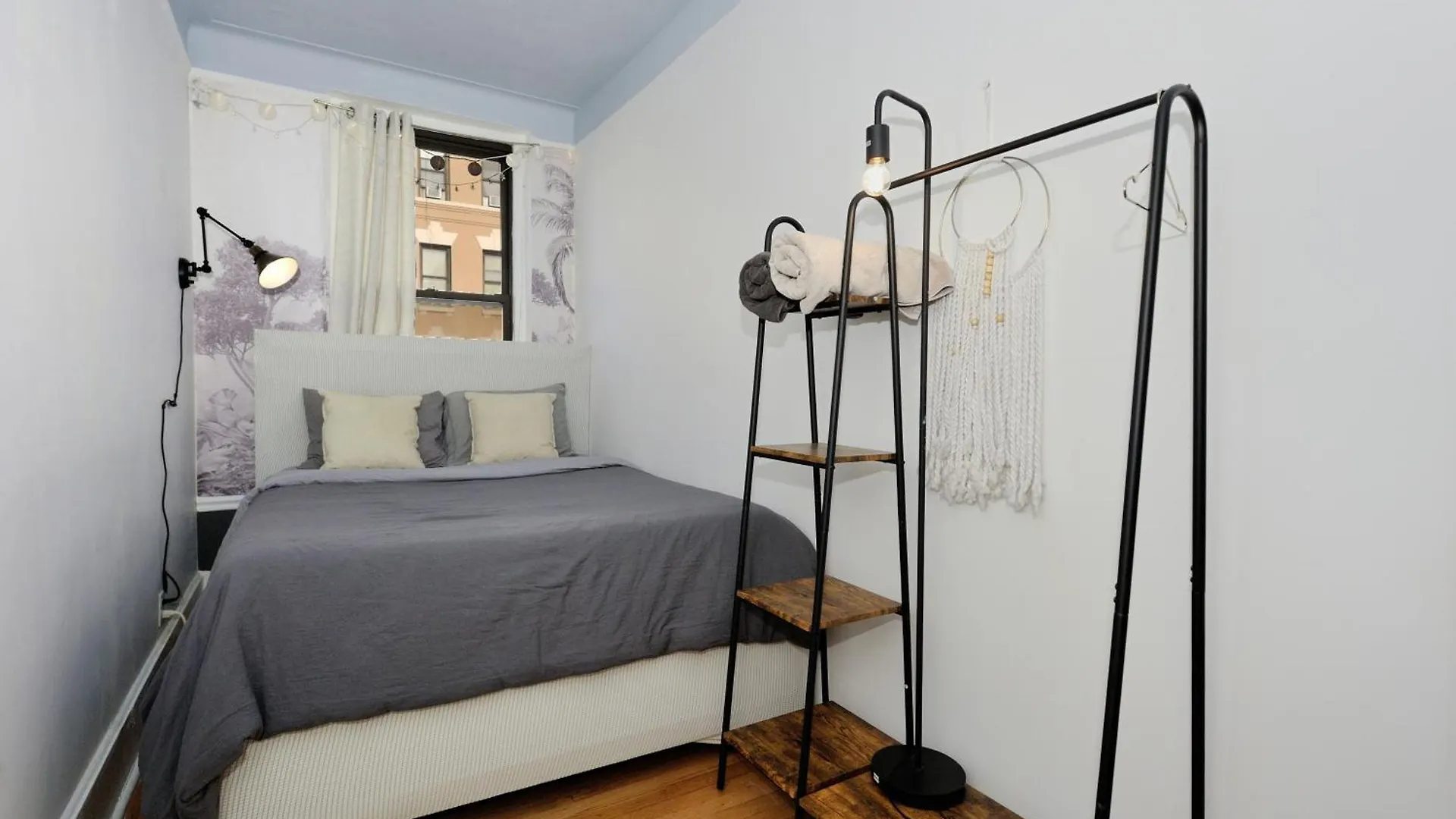 5 Bedroom 2 Bath Full Floor Midtown New York Apartman