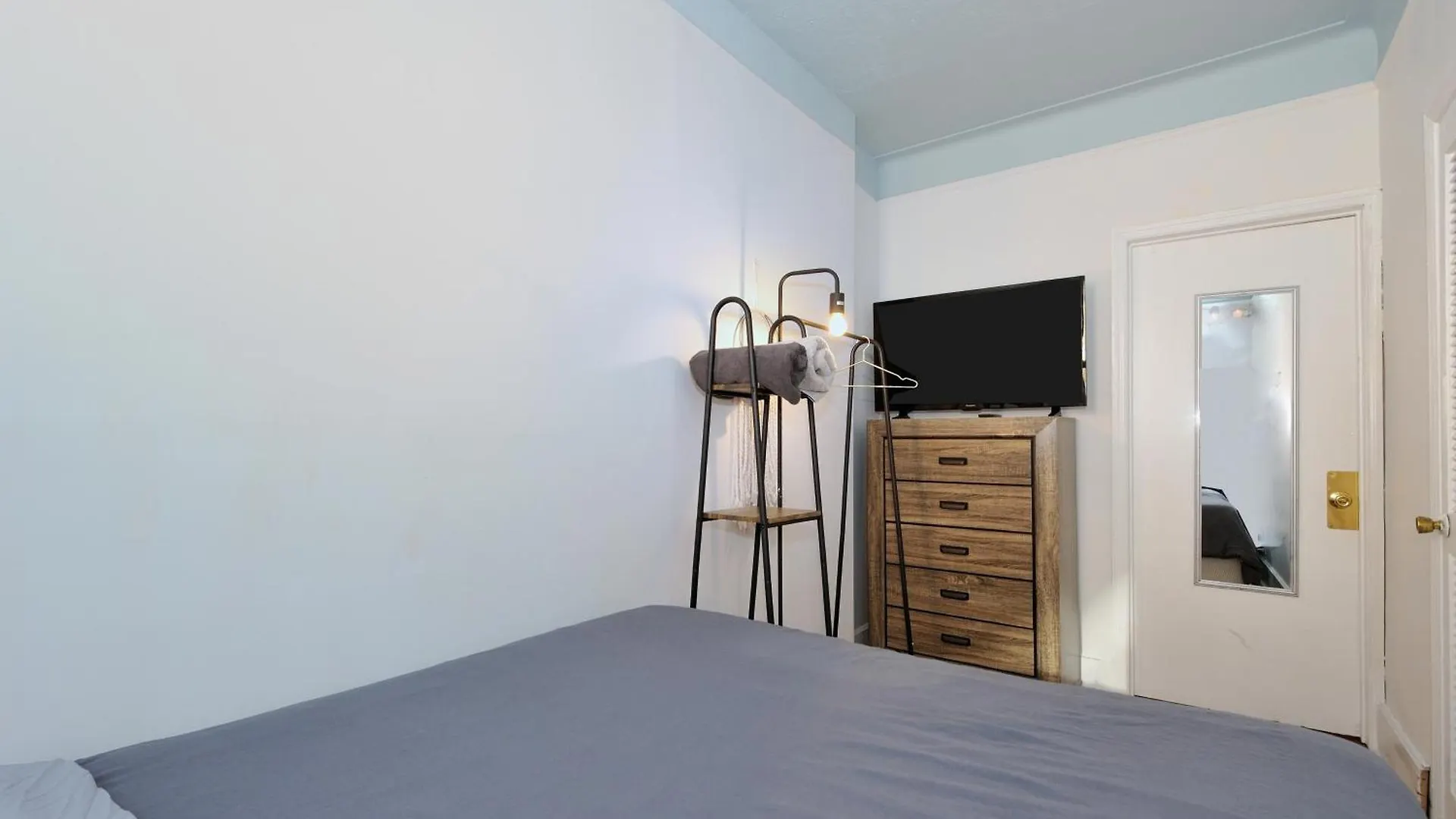Apartman 5 Bedroom 2 Bath Full Floor Midtown New York