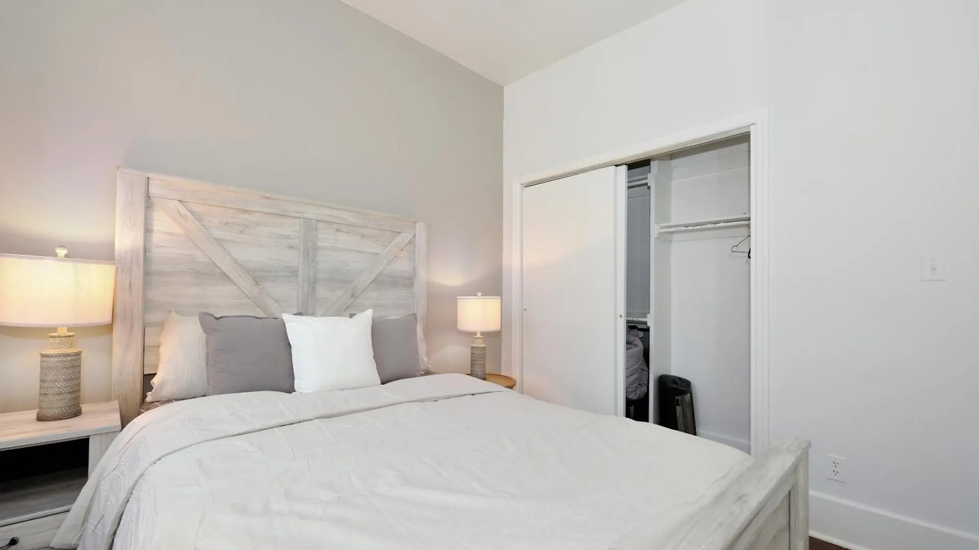 5 Bedroom 2 Bath Full Floor Midtown New York Apartman